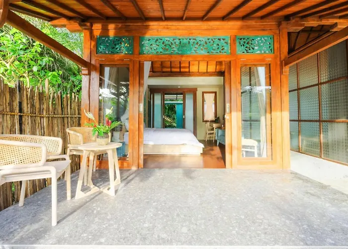 Nayaka Living